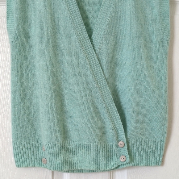 David Hollis 90's Vintage Lambswool & Angora Blend Buttoned Hem Sweater Vest S - Picture 5 of 8